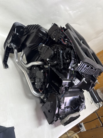 64119382874 BMW Корпус печки в сборе купить в Полтава