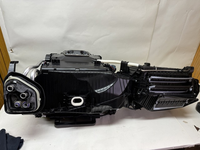64119382874 BMW Корпус печки в сборе купить в Харьков