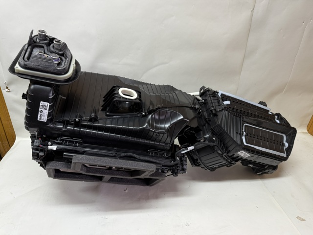 64119382874 BMW Корпус печки в сборе купить в Ужгород