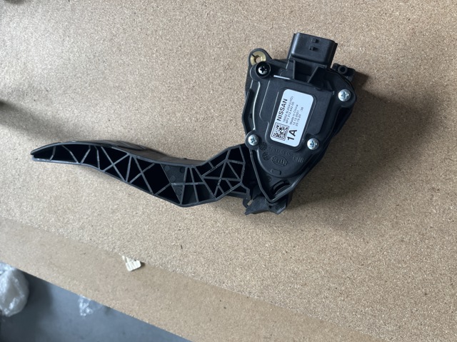 Педали газа 180026LA5A NISSAN