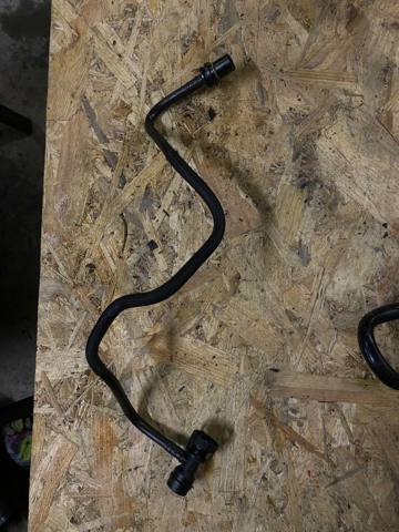 BMW 11157603816 Патрубок вентиляции картерных газов в наличии Павлоград