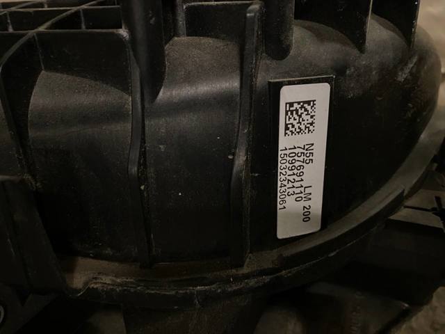 BMW 11617576911 Коллектор впускной в наличии Чернигов
