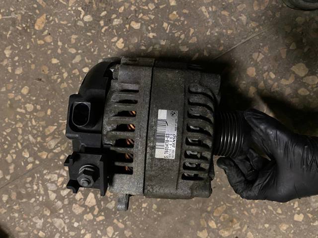 Автомобильный генератор 12317605478 BMW