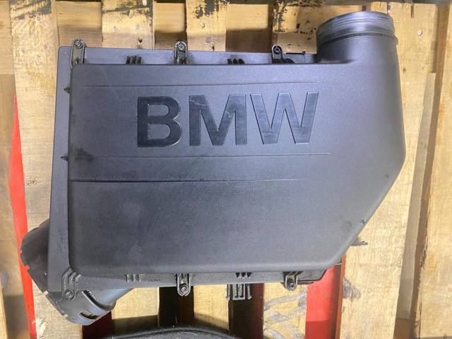 Корпус воздушного фильтра в сборе 13717583725 BMW
