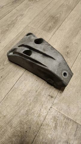 BMW 22116794167 Кронштейн подушки (опоры) двигателя левой в наличии Запорожье