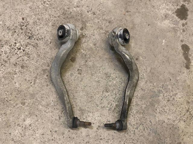 Рычаг передний нижний левый 31126854723 BMW