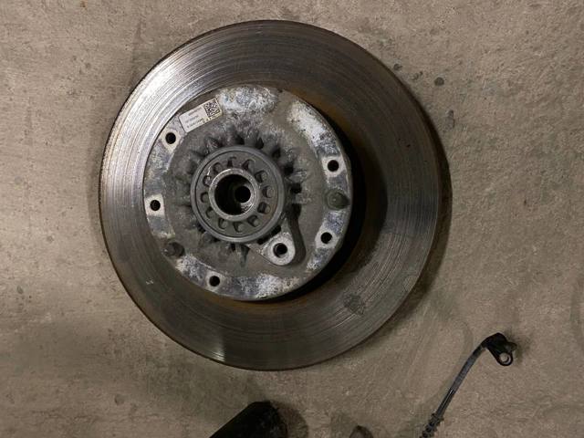 Опора передней стойки 31306884457 BMW