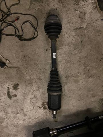 Привод в сборе левый 31607618681 BMW