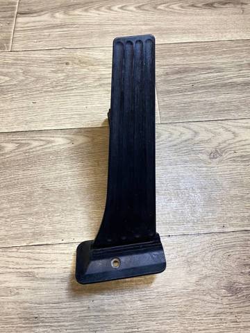 Педаль акселератора 35426860784 BMW
