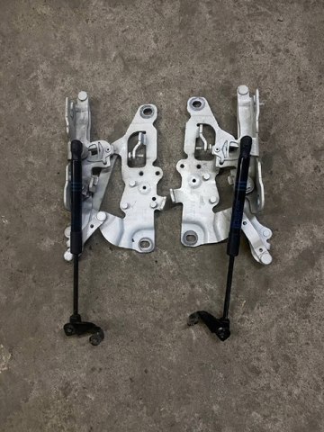 Петля капота, правая 41007270884 BMW