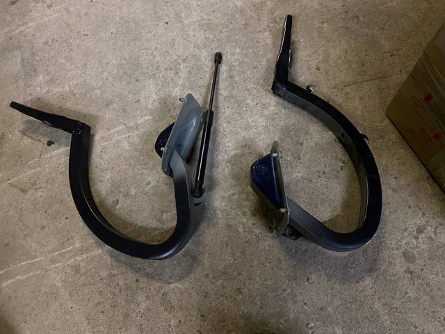 Петля крышки багажника 41007420783 BMW