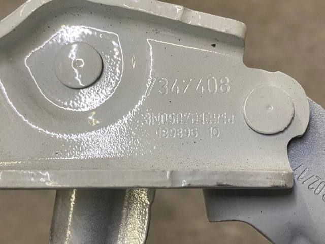 41007427052 BMW Петля капота правая купить в Сумы
