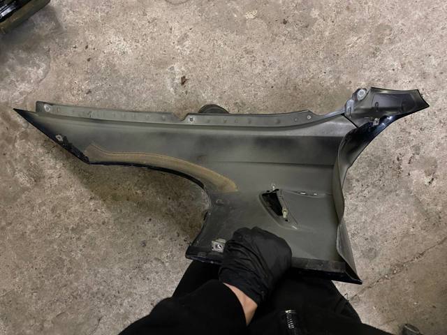 41357438442 BMW Крыло переднее правое купить в Киев