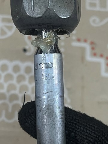 4G0423810A Рулевая тяга купить Житомир