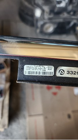 4G0853763 Молдинг опускного стекла двери задней левой купить Павлоград