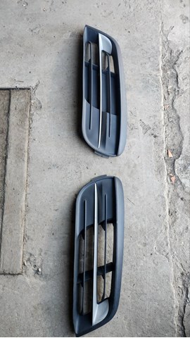 BMW 51117331728 Решетка бампера переднего правая в наличии Каменское