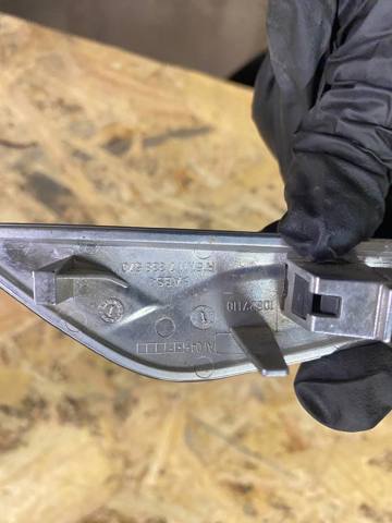 BMW 51117338570 Накладка крыла переднего правого в наличии Черкассы