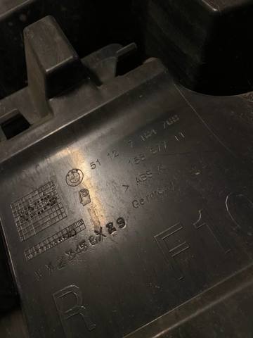 51127184768 BMW Кронштейн бампера заднего правый купить в Николаев