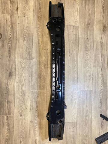 Шина бампера заднего 51127203976 BMW