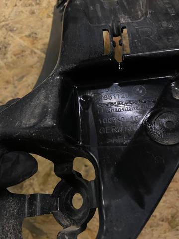51127381120 BMW Кронштейн бампера заднего правый купить в Запорожье