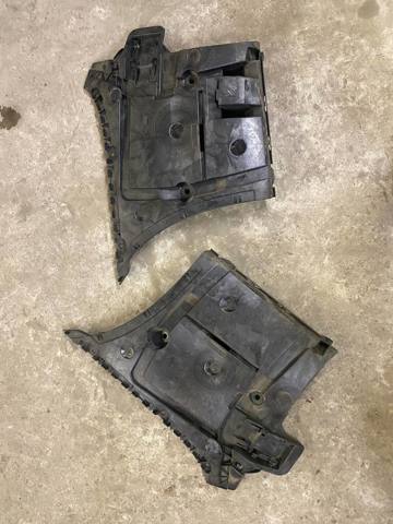 Крепление бамера правое 51127387300 BMW