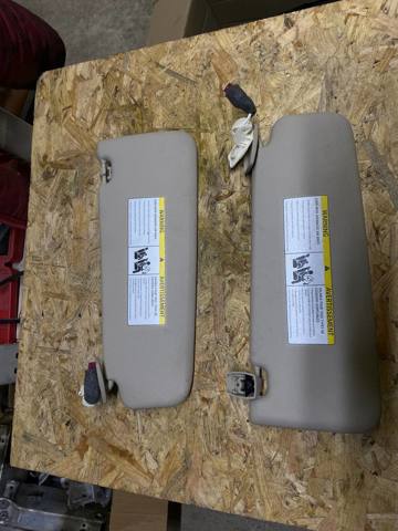 Козырек солнцезащитный автомобиля 51167248862 BMW