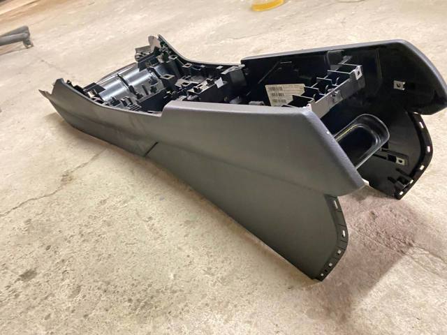 51169204251 BMW Консоль панели управления центральная купить в Ровно