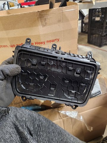 Подстаканник подлокотника центральной консоли 51169277262 BMW