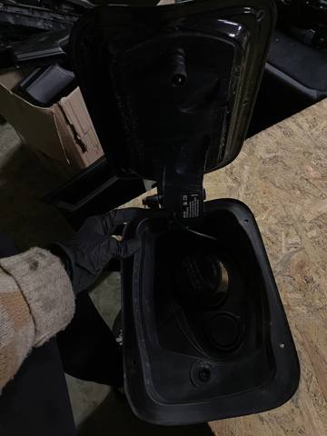 Заливная горловина топливного бака 51177359171 BMW