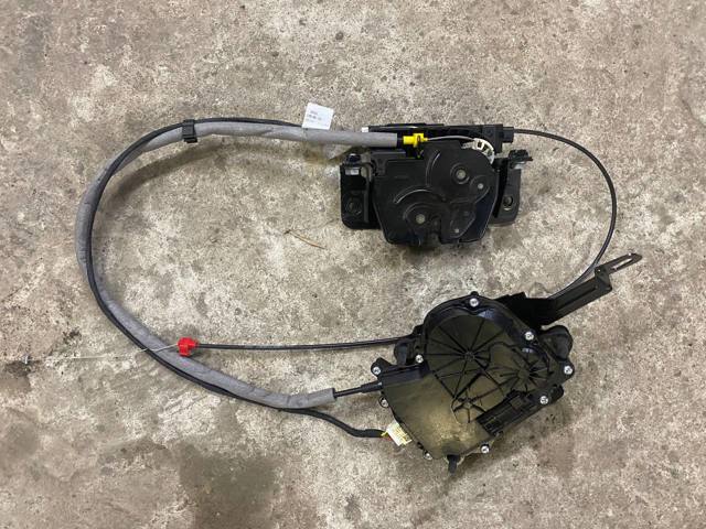 Замок задней двери 51244825198 BMW
