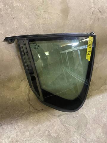 Уголок задней левой двери 51357387455 BMW
