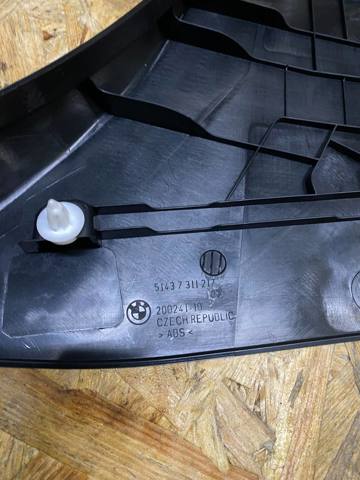 BMW 51437326222 Обшивка стойки кузова внутренняя средняя нижняя левая в наличии Черкассы