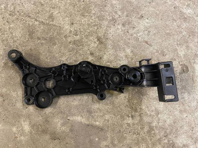 Кронштейн ручки открывания капота 51477343390 BMW