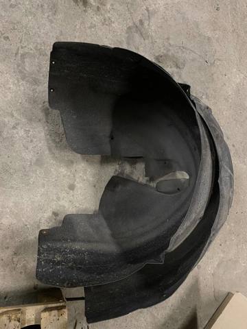 Подкрылок задний левый 51717186729 BMW