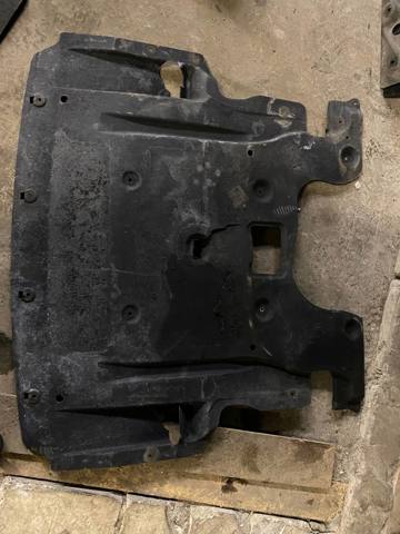 51757185112 BMW Защита двигателя, поддона (моторного отсека) купить в Винница