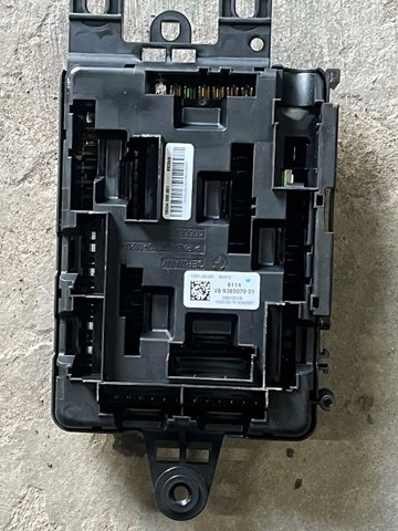 61149389070 BMW Блок предохранителей купить в Ужгород