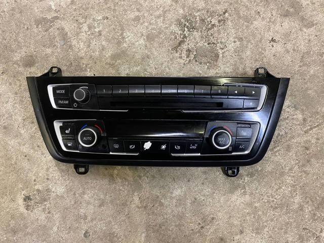 Магнитола (радио AM/FM) 61319348826 BMW