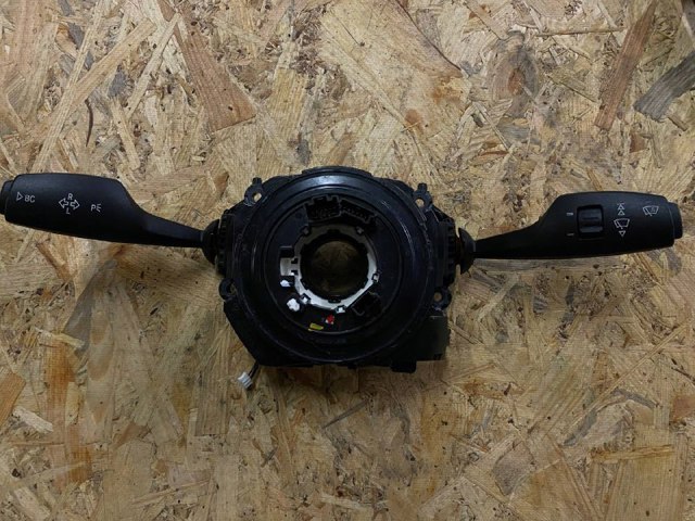 Переключатель подрулевой в сборе 61319351143 BMW