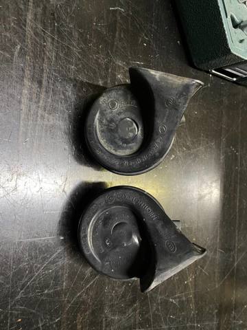 Сигнал звуковой (клаксон) 61337245423 BMW