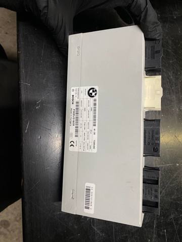 ЭБУ открытия крышки багажника/двери 3-й (5-й) 61357388492 BMW