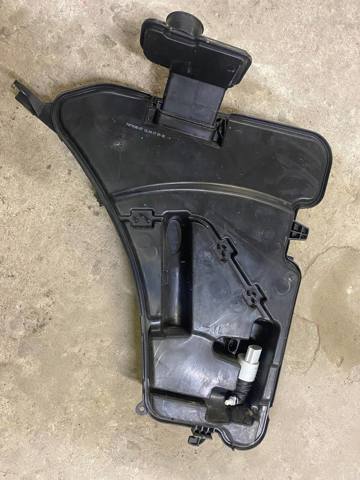 Бачок омывателя стекла 61668491829 BMW