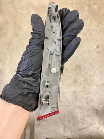 63147217315 BMW Левый отражатель заднего бампера купить в Киев