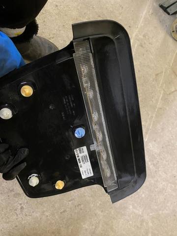 Фонарь сигнала торможения 63257259877 BMW