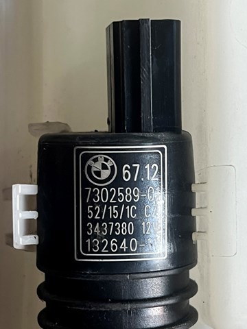 Электропомпа омывателя переднего стекла 730258901 BMW