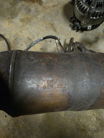 7629253 BMW купить в Каменское