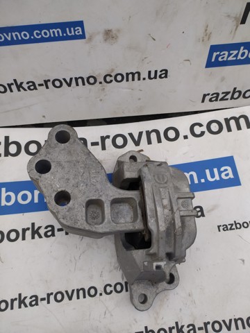 Правая подушка двигателя 52049744 FIAT