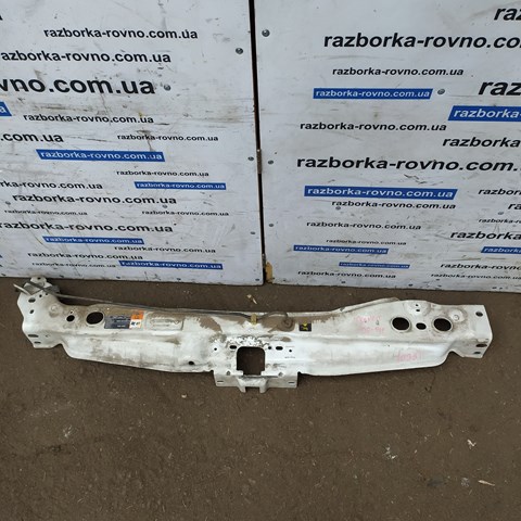 Суппорт радиатора верхний 6C115D066AC FORD