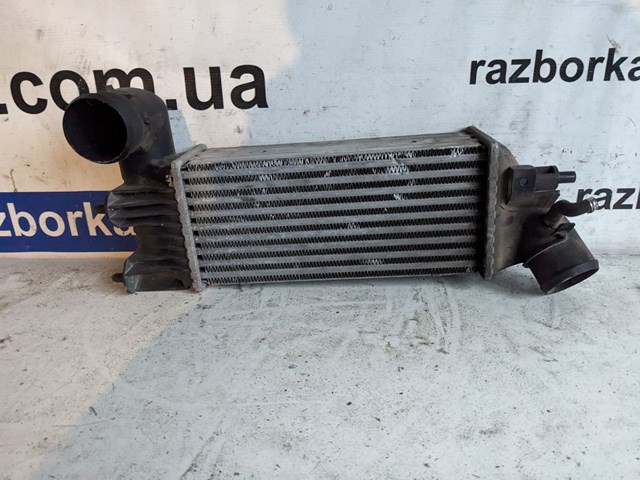 Радиатор интеркуллера Citroen C5 1
