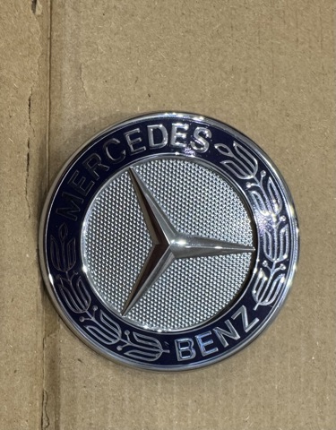 Фирменный значек капота A2078170316 MERCEDES