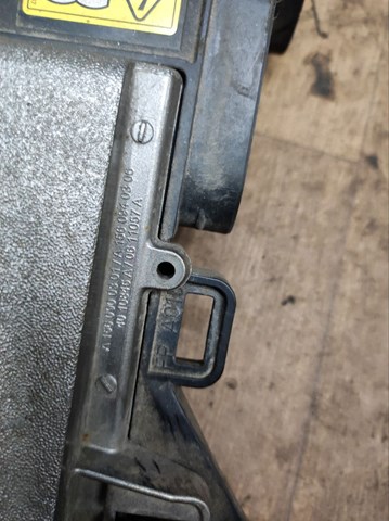 1560900301 MERCEDES купить в Полтава